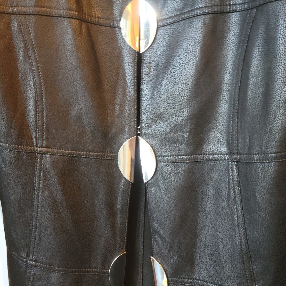 Ness Textured Black Jacket - Picture 4 of 8